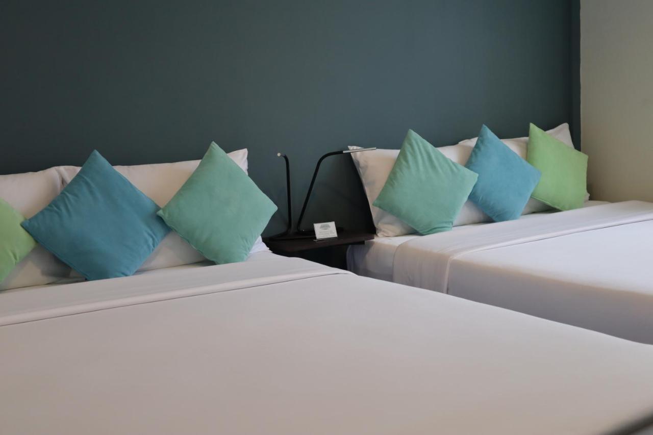 Baan Wangderm Hotel Бангкок Екстер'єр фото